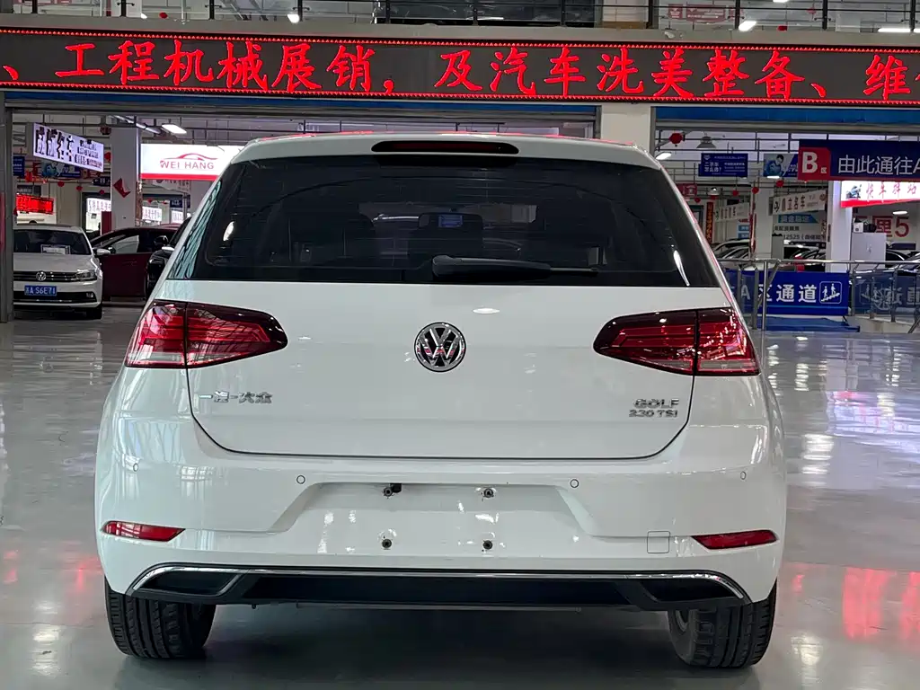 Volkswagen Golf — миниатюра 8