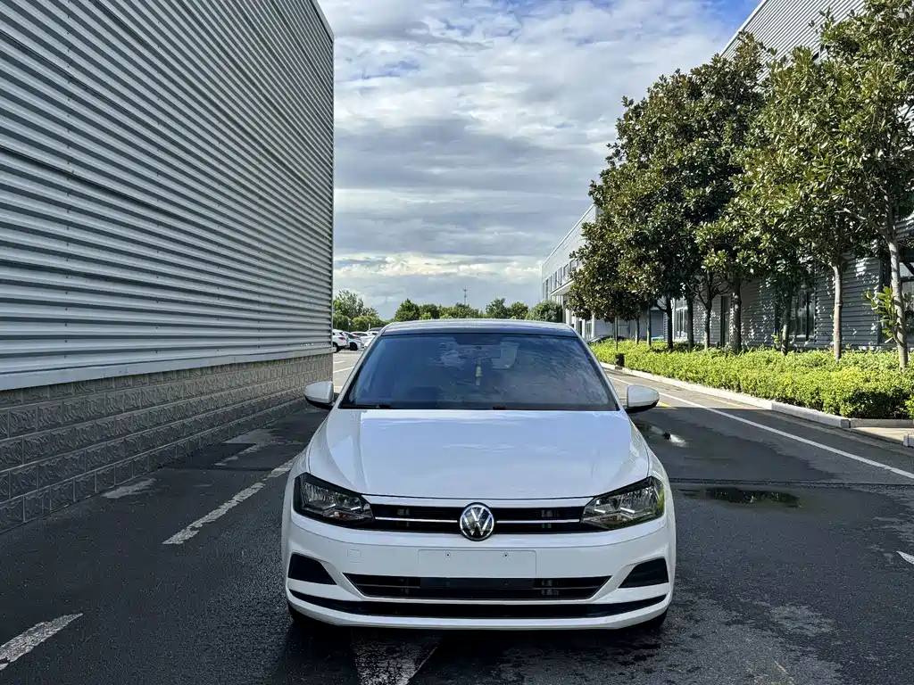Volkswagen Polo — миниатюра 7