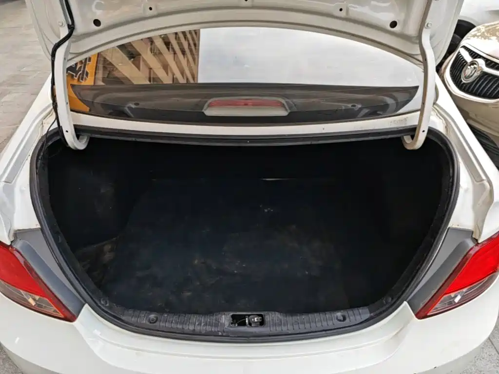 Hyundai Verna — миниатюра 19