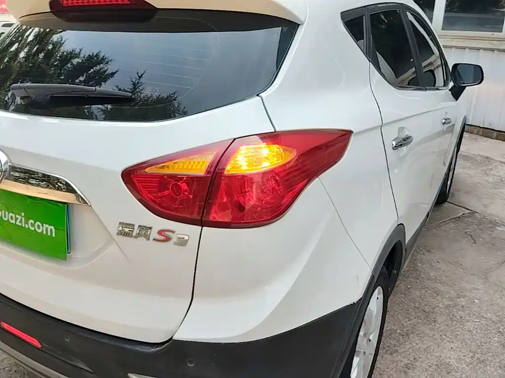 JAC Refine S3 — миниатюра 8