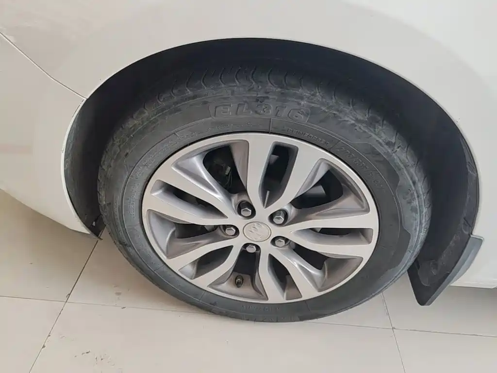 Buick Excelle — миниатюра 23
