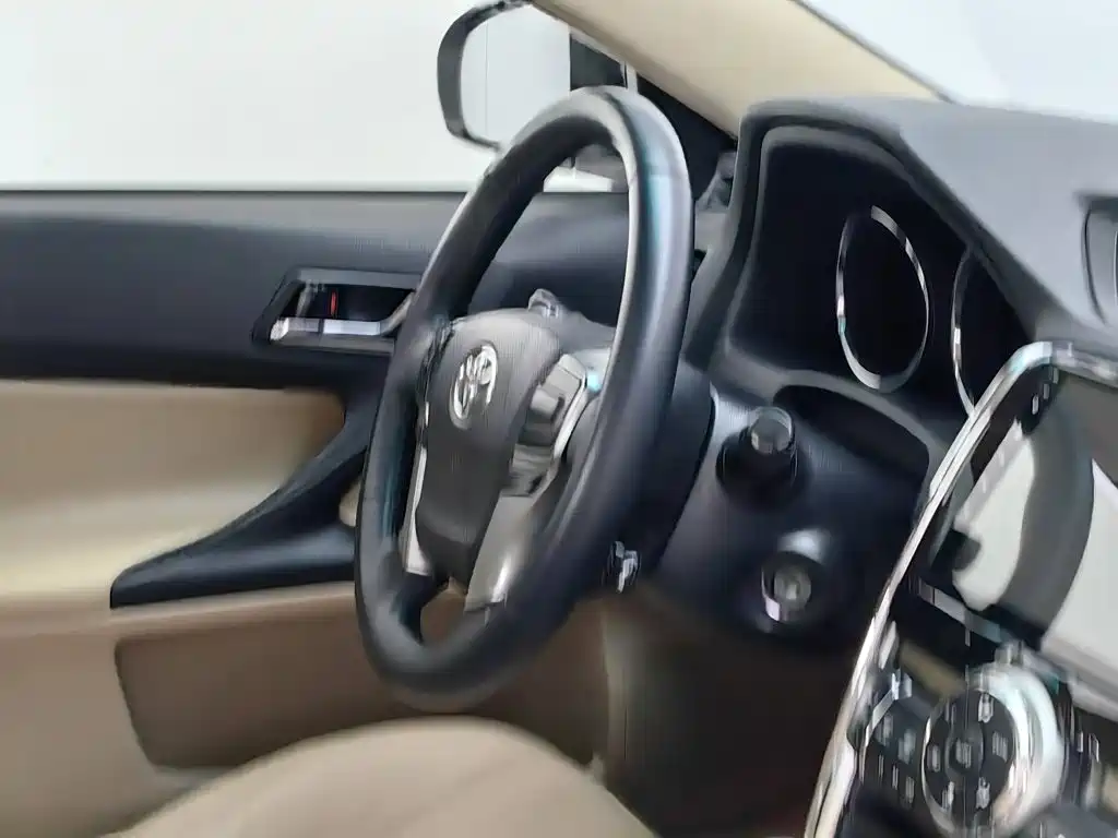Toyota Reiz — миниатюра 22
