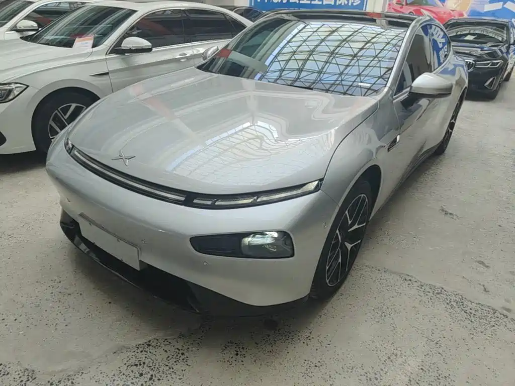 XPeng P7 — миниатюра 2