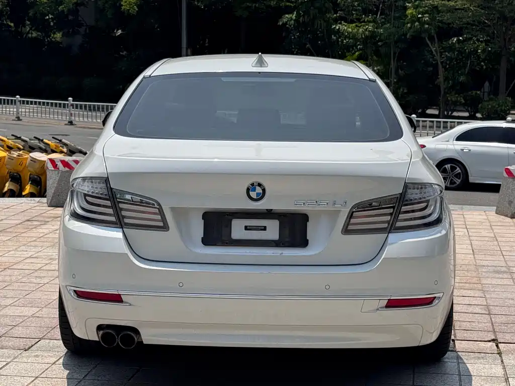 BMW 5 Series 5 2014 525Li Luxury