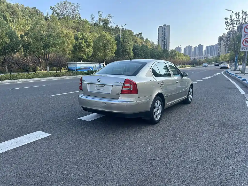 Skoda Octavia — миниатюра 6
