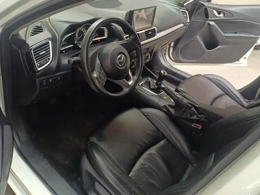 Mazda 3 Axela — миниатюра 9
