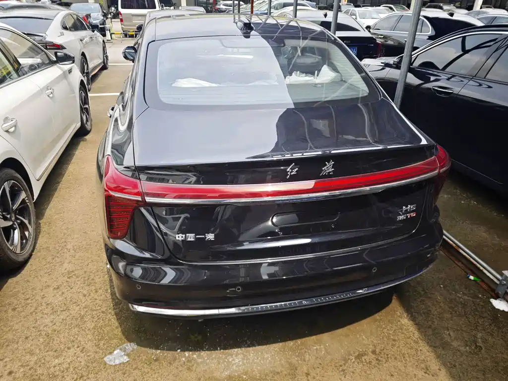 Hongqi Hongqi H5 — миниатюра 14