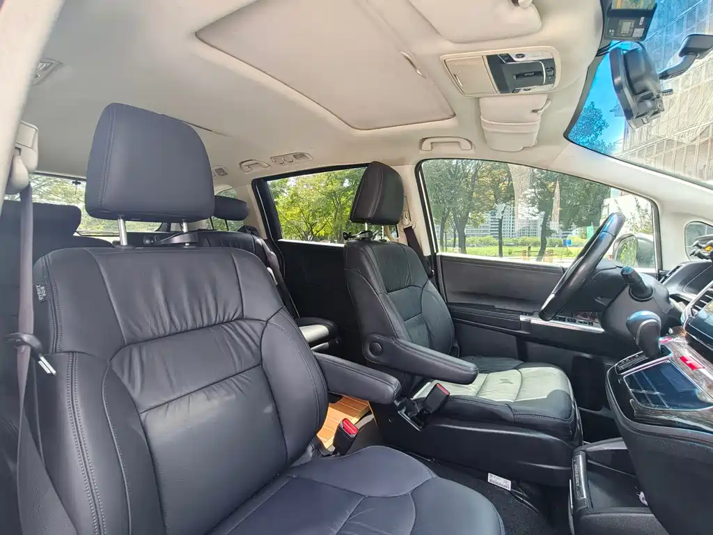 Honda Odyssey — миниатюра 9