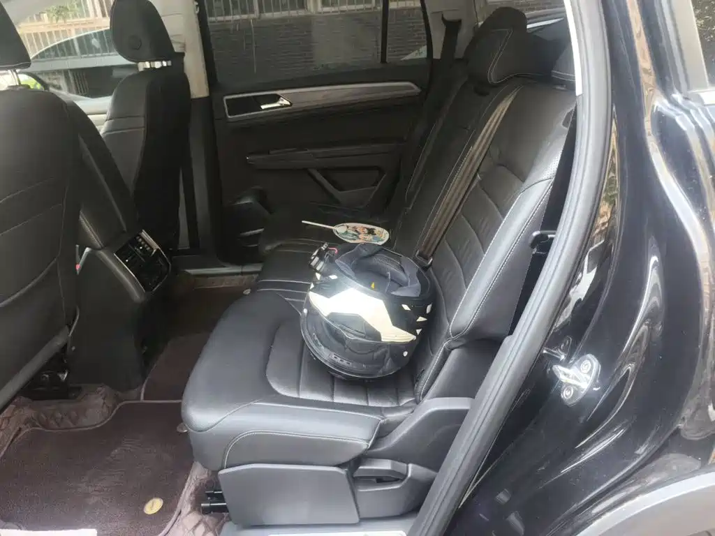 Volkswagen Teramont — миниатюра 15