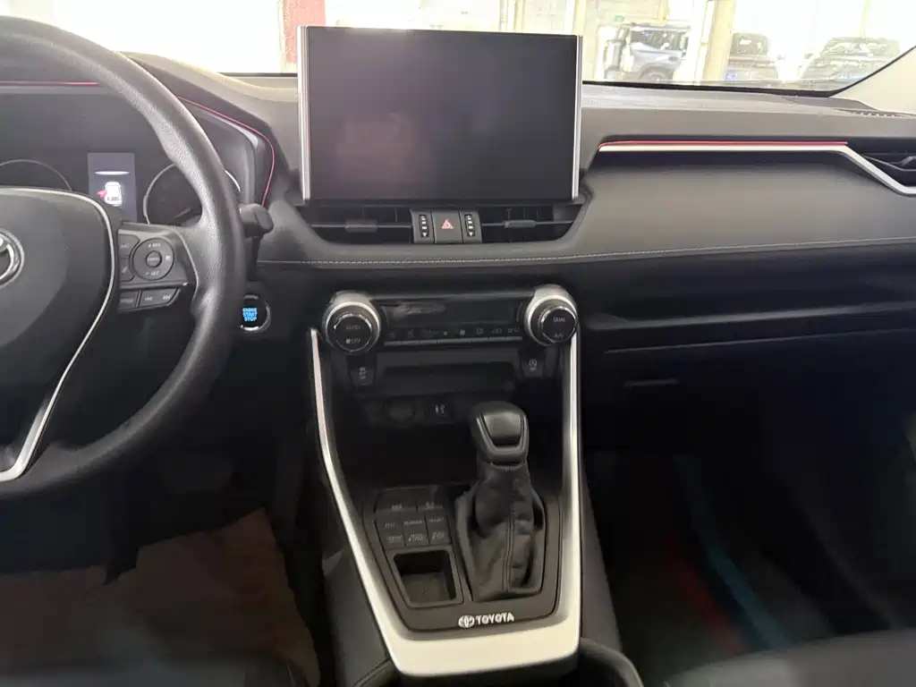Toyota Wildlander - фото 15