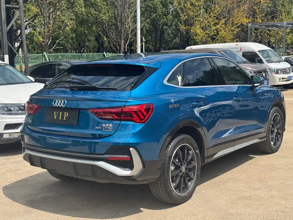 Audi Q3 Sportback — миниатюра 13