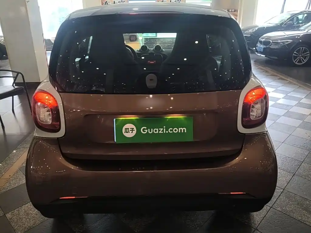 smart Smart Fortwo — миниатюра 6