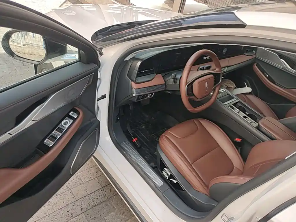 Lincoln Z — миниатюра 16
