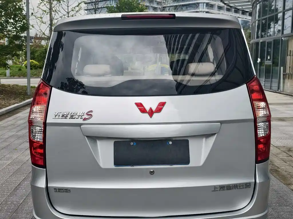 Wuling Hongguang — миниатюра 6