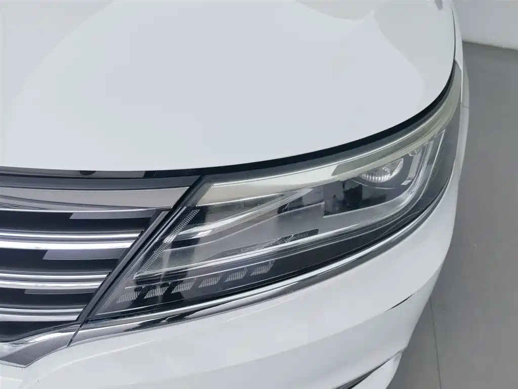 Roewe i6 2018 20T AT