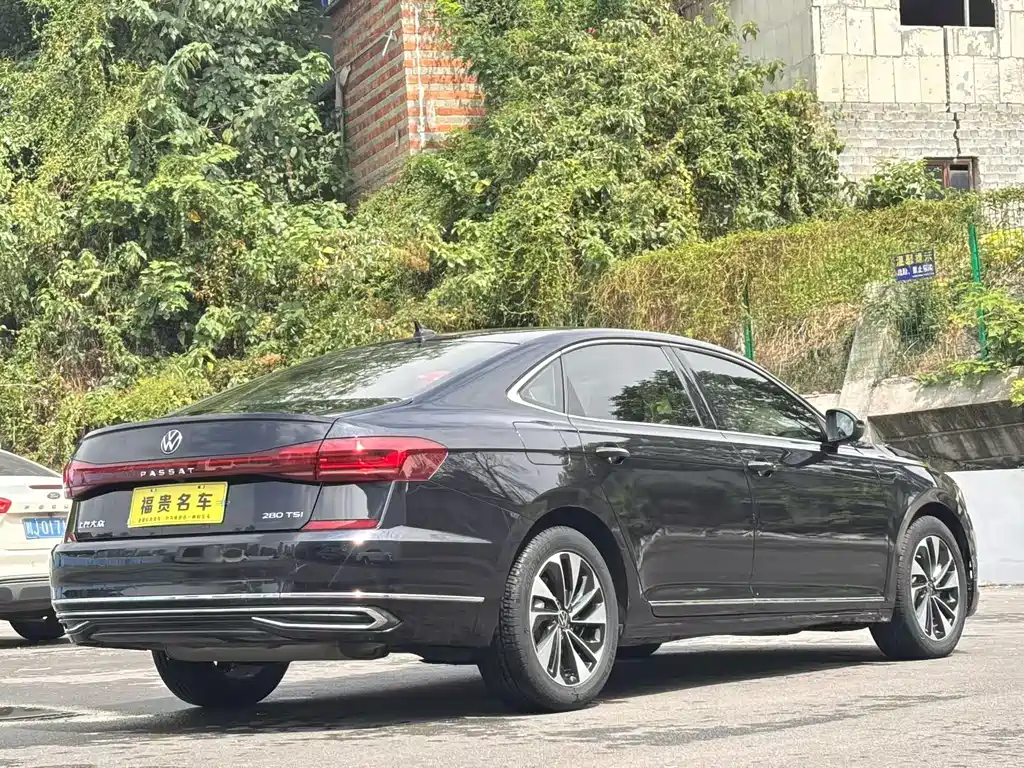 Volkswagen Passat — миниатюра 7