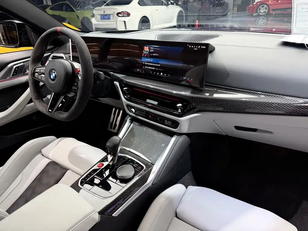 BMW M4 — миниатюра 10