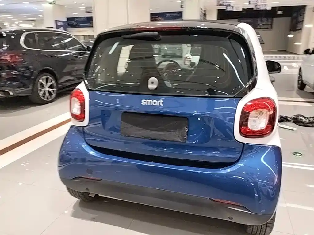 smart Smart Fortwo — миниатюра 6