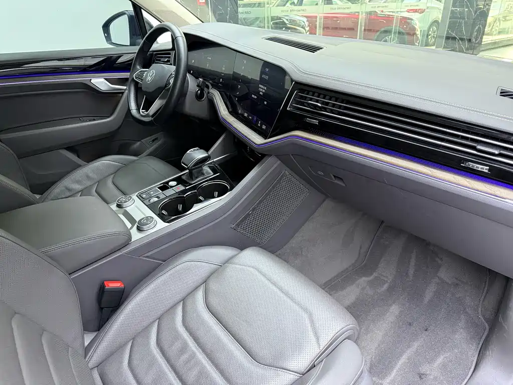 Volkswagen Touareg — миниатюра 20
