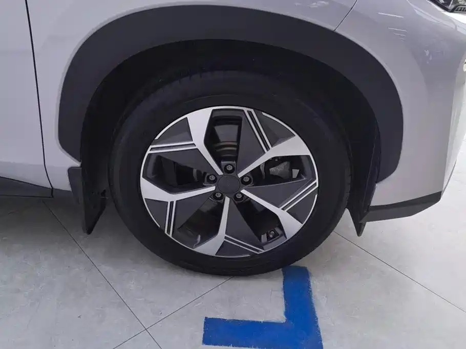 Aion AION V — миниатюра 6