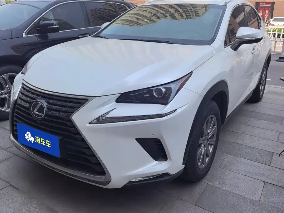 Купить Lexus NX