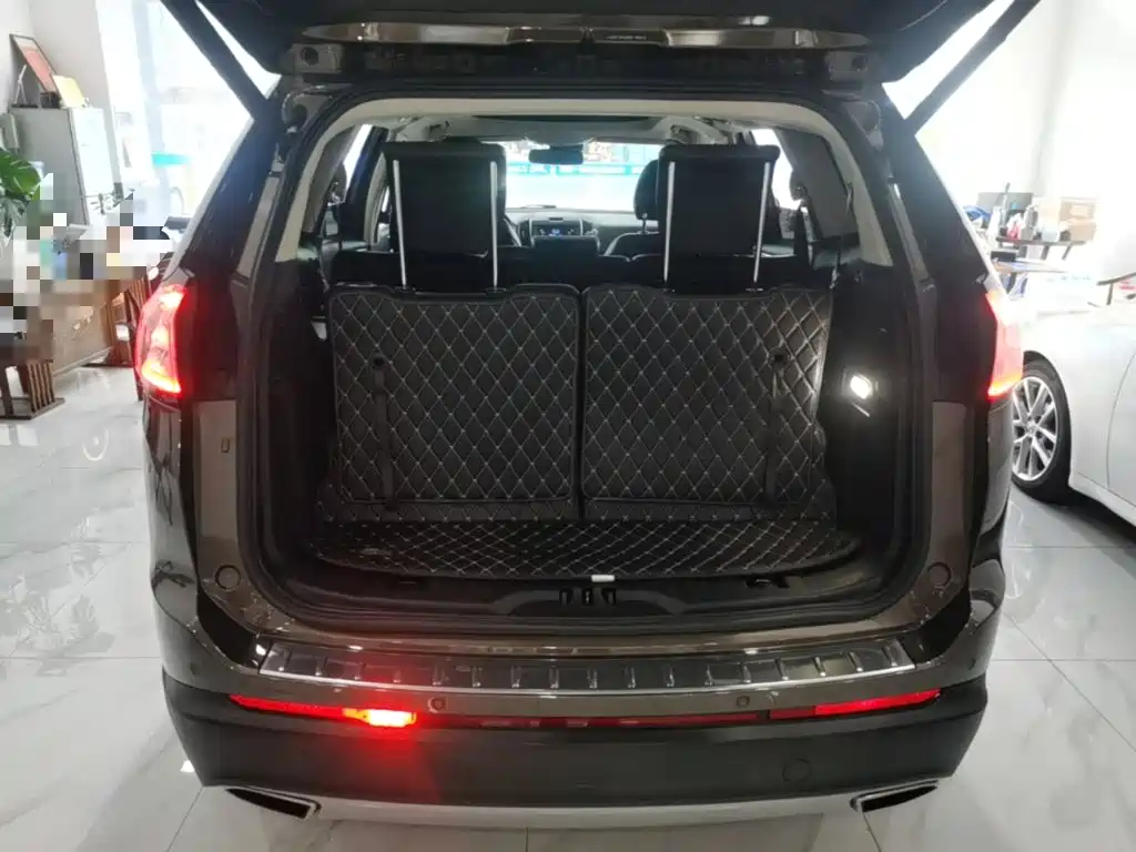 Ford Edge — миниатюра 19