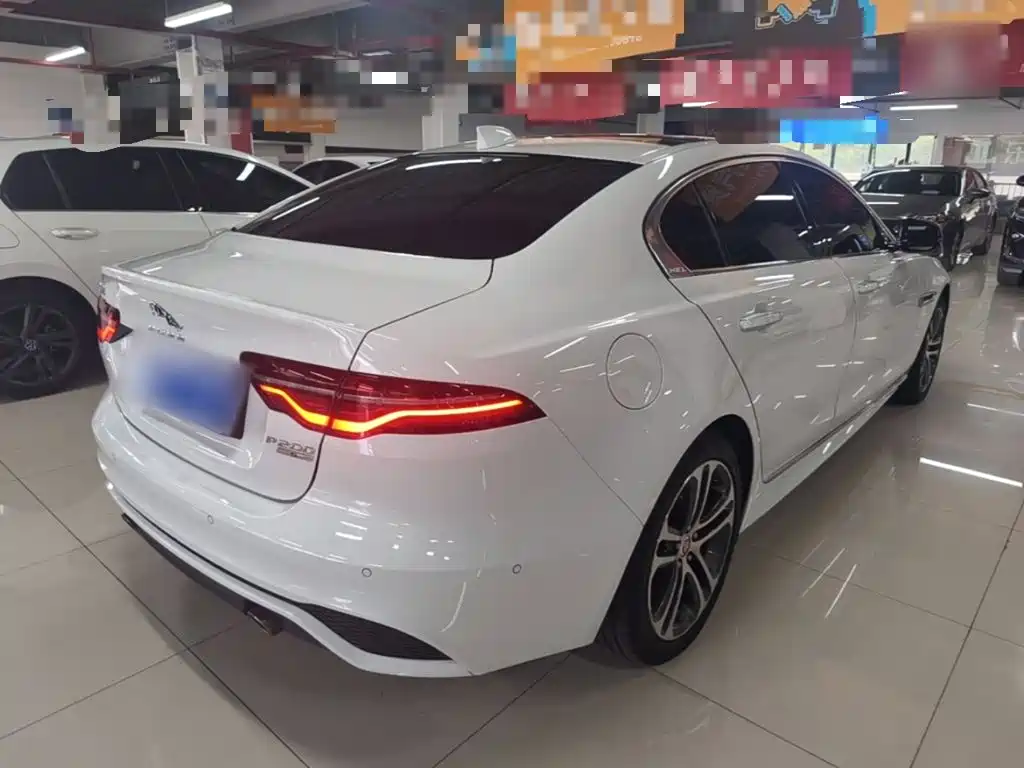 Jaguar XEL — миниатюра 7