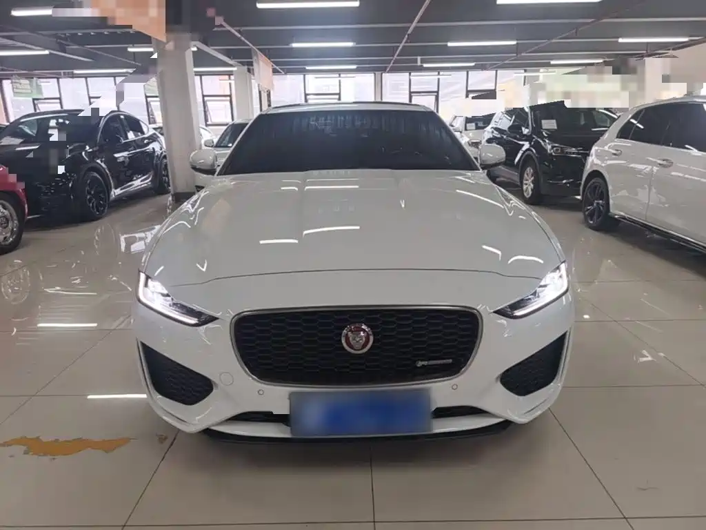Jaguar XEL — миниатюра 3