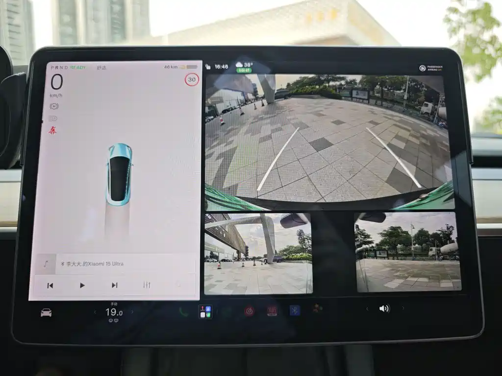 Tesla Model 3 — миниатюра 15