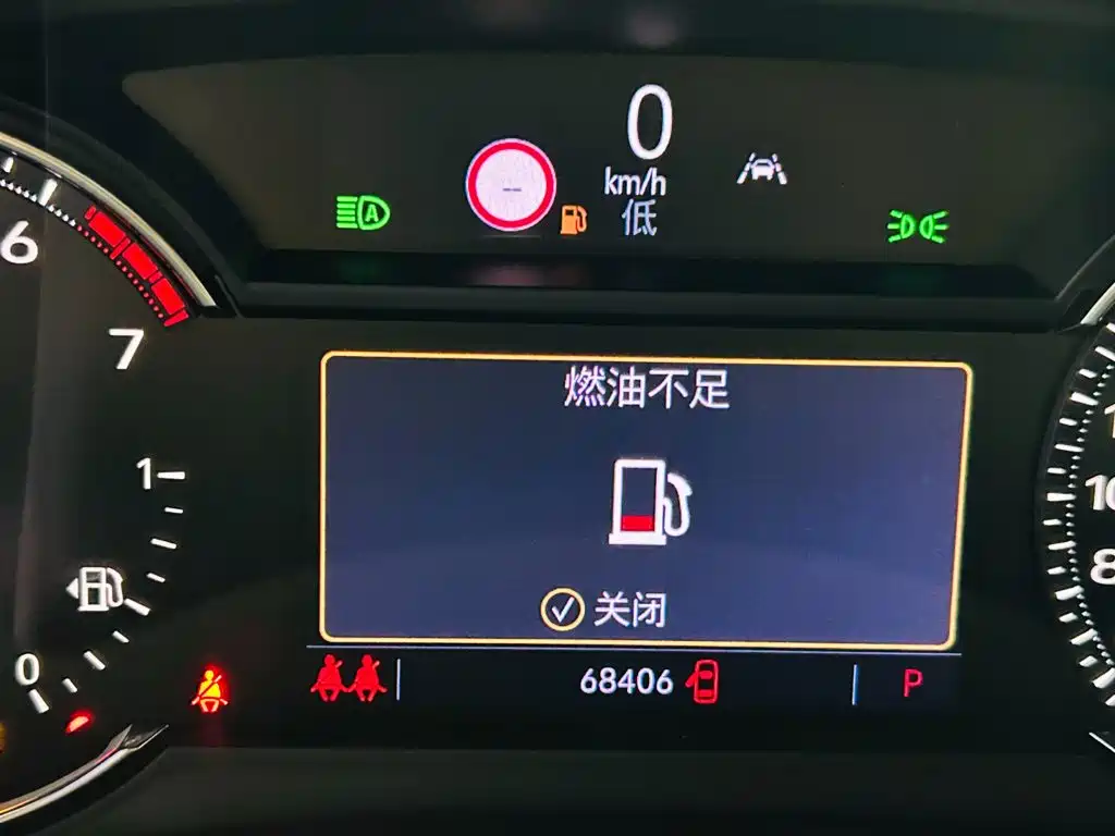 Cadillac XT6 — миниатюра 16