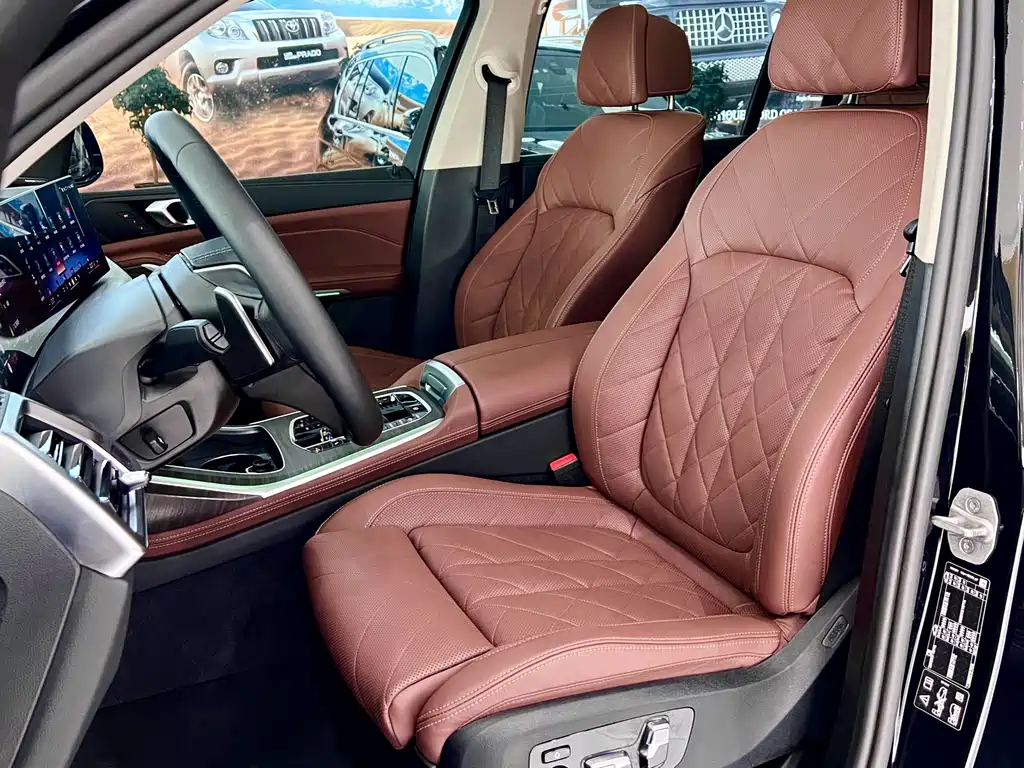 BMW X7 — миниатюра 6