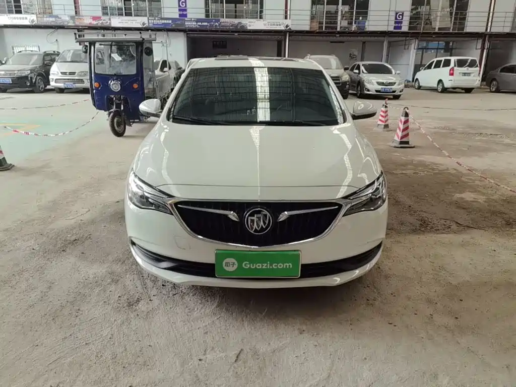 Buick Excelle — миниатюра 3