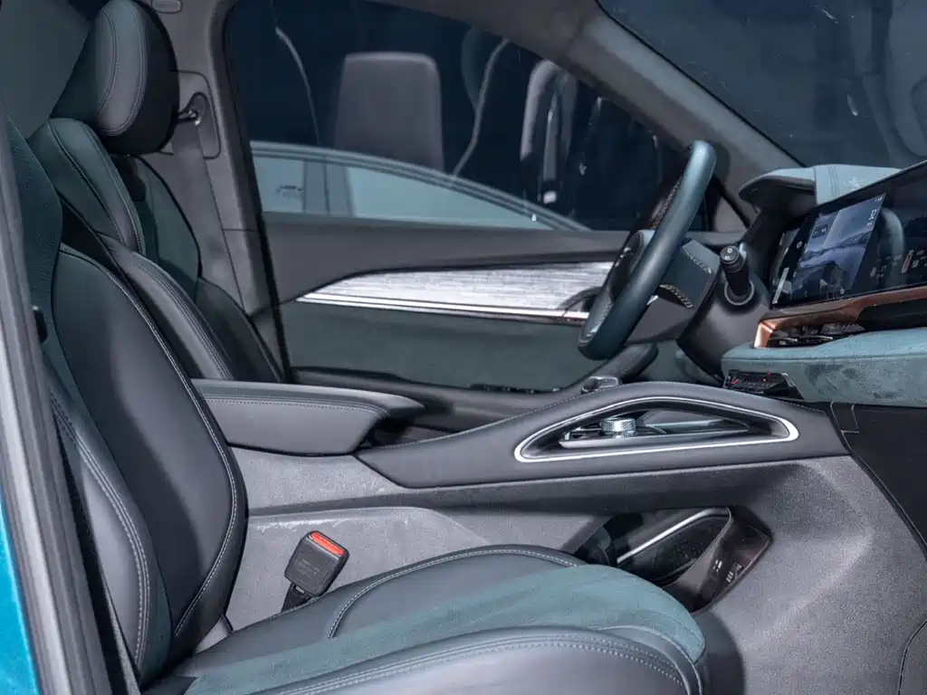Geely Xingyue L — миниатюра 14