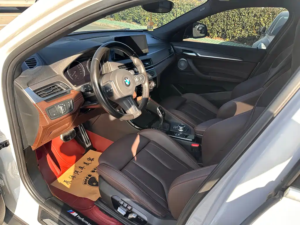 BMW X2 2022 sDrive25i