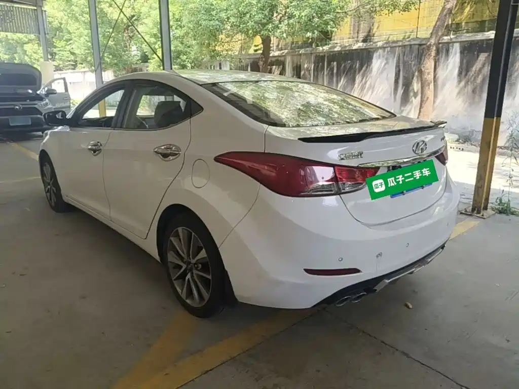 Hyundai Elantra Langdong — миниатюра 5