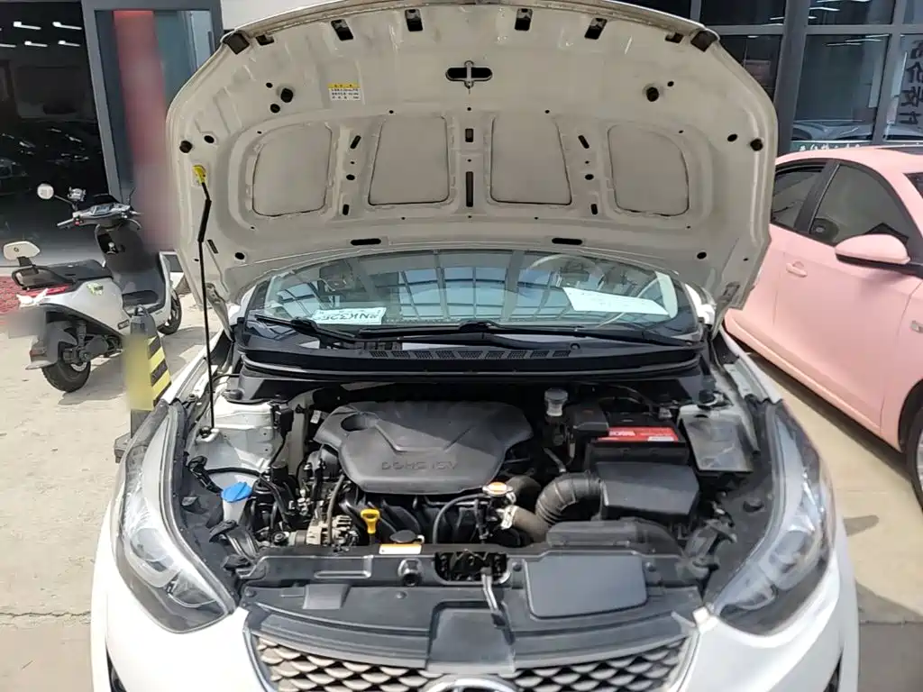 Hyundai Elantra Langdong — миниатюра 20