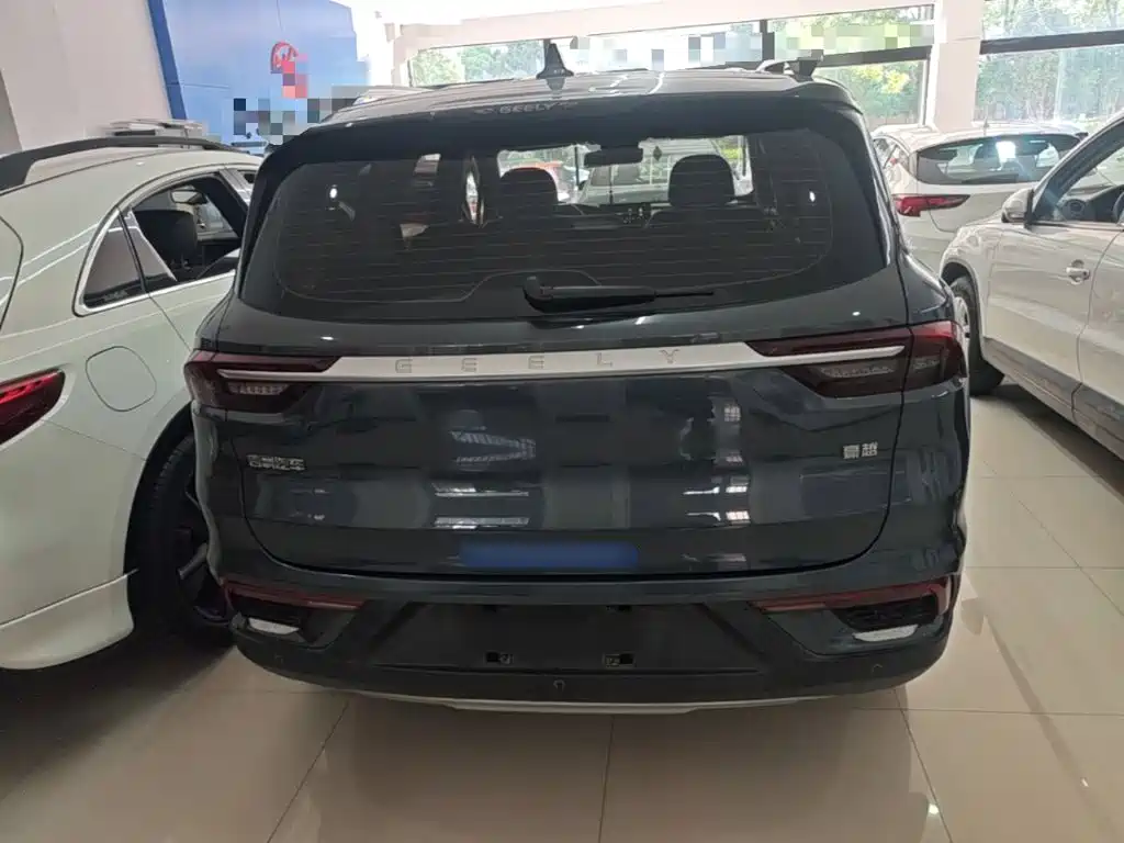Geely Haoyue — миниатюра 6
