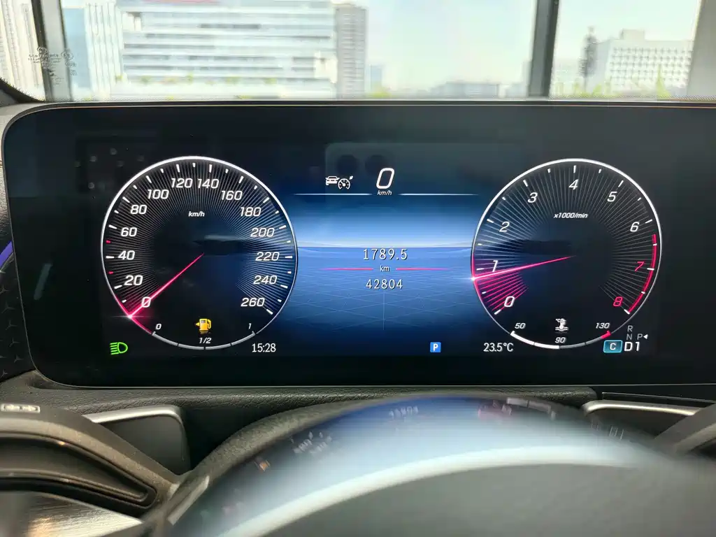 Mercedes-Benz GLB 2024 GLB 200