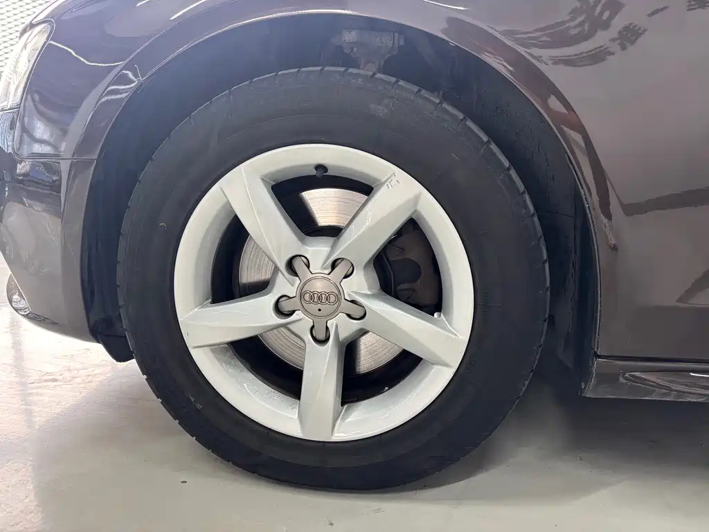 Audi A4L — миниатюра 11
