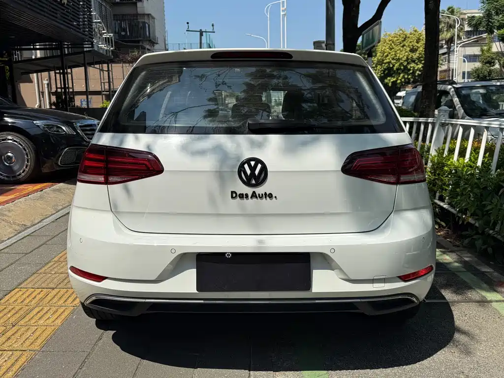 Volkswagen Golf — миниатюра 4