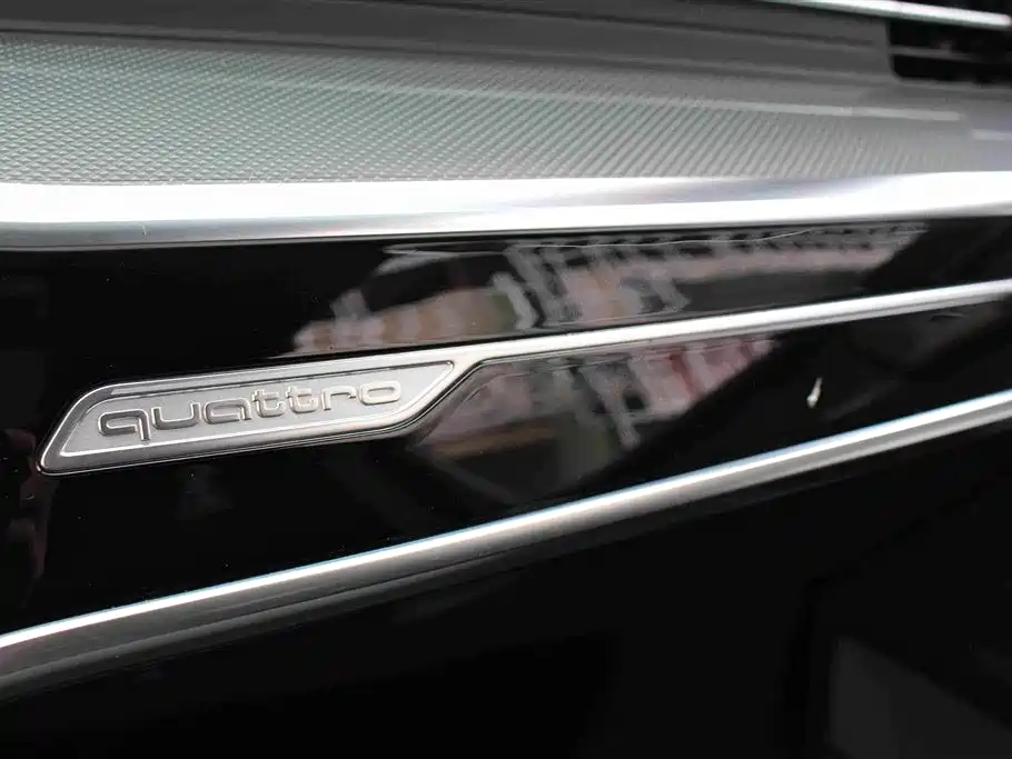 Audi A6L New Energy 55 TFSI e quattro, фото 10