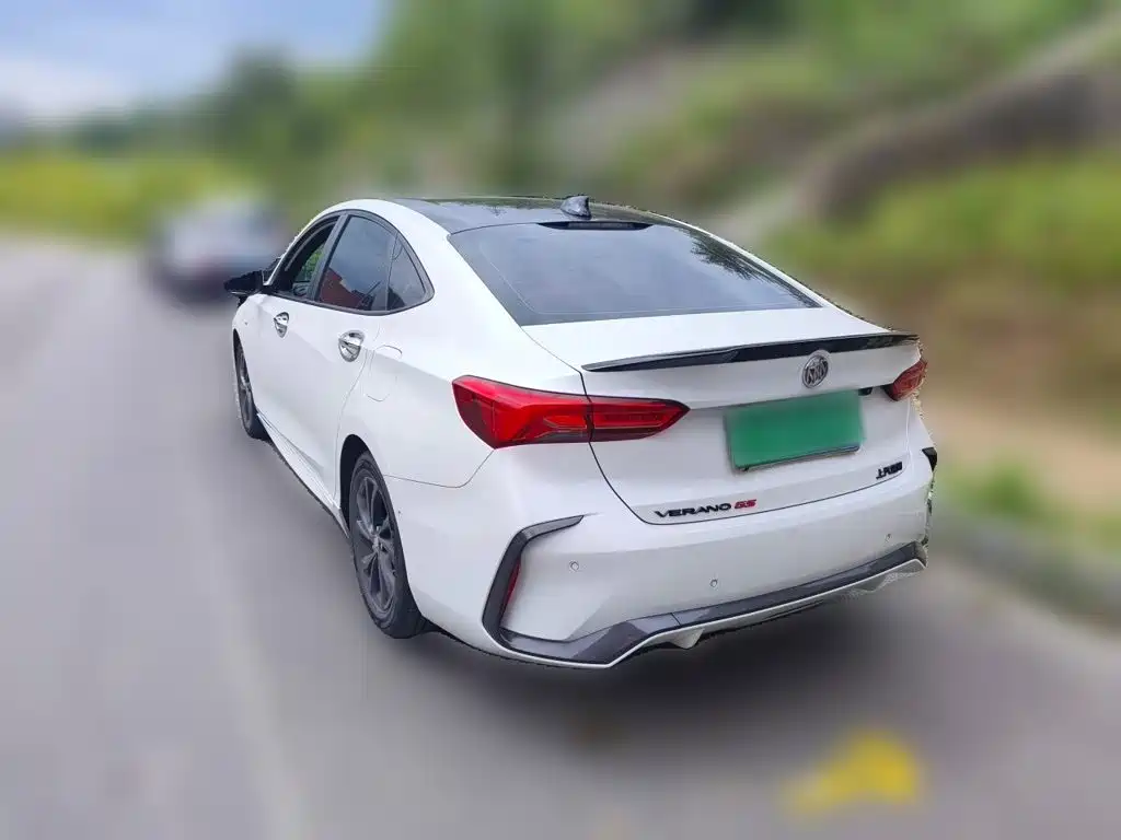 Buick Verano — миниатюра 4