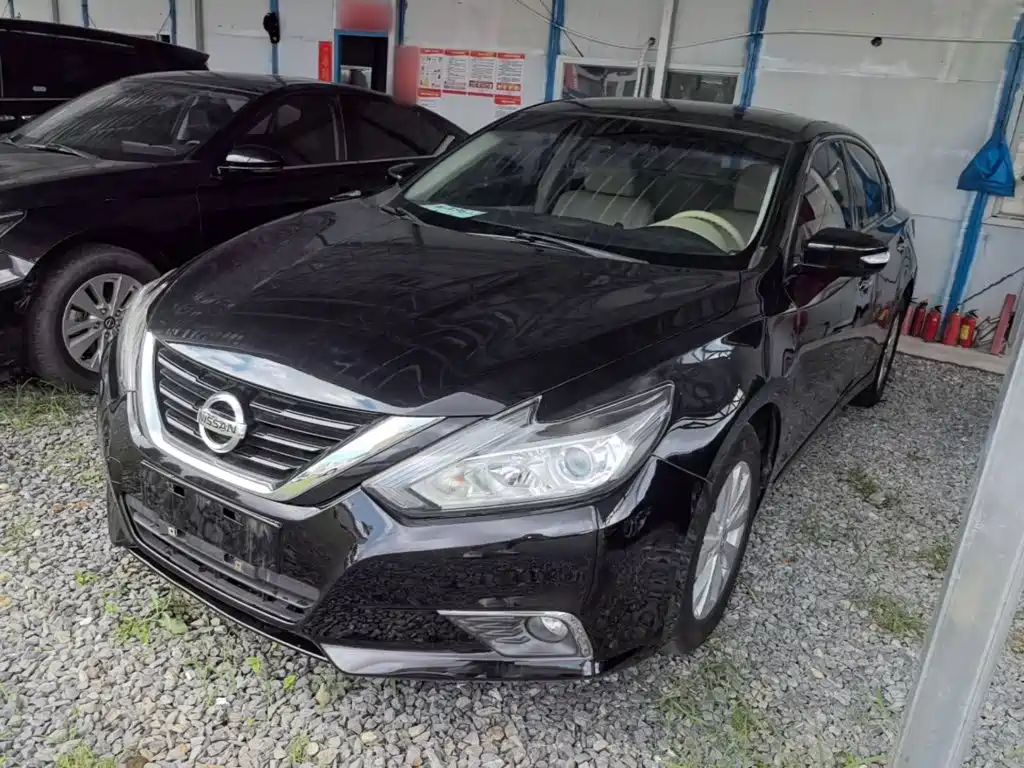 Nissan Altima 2016 2.0L XE Fashion