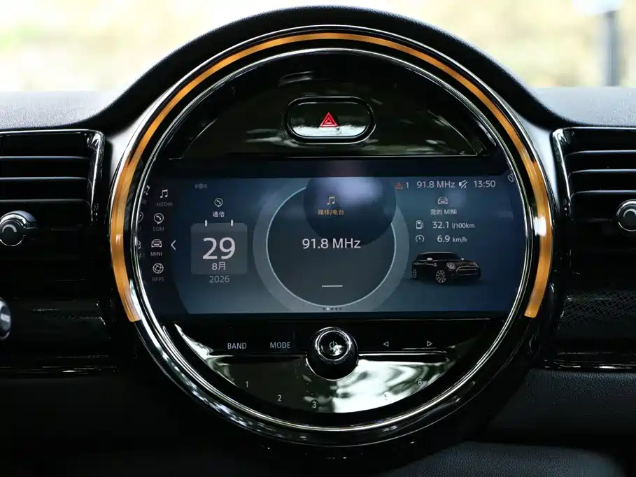 MINI Mini Clubman — миниатюра 22
