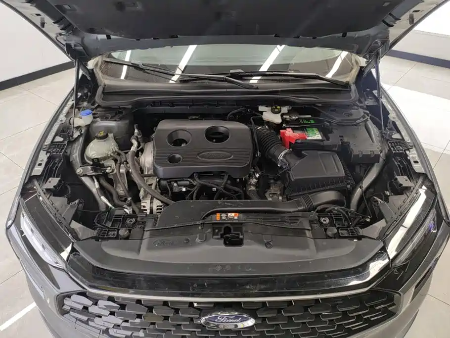 Ford Mondeo 2023 EcoBoost 180 Luxury