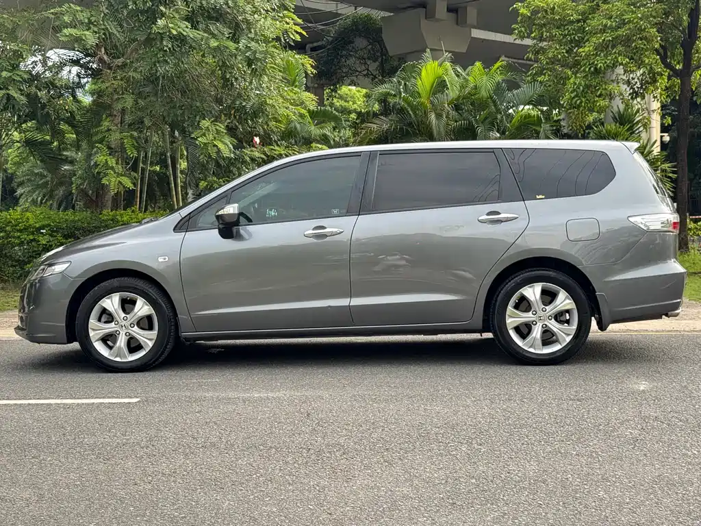 Honda Odyssey — миниатюра 6