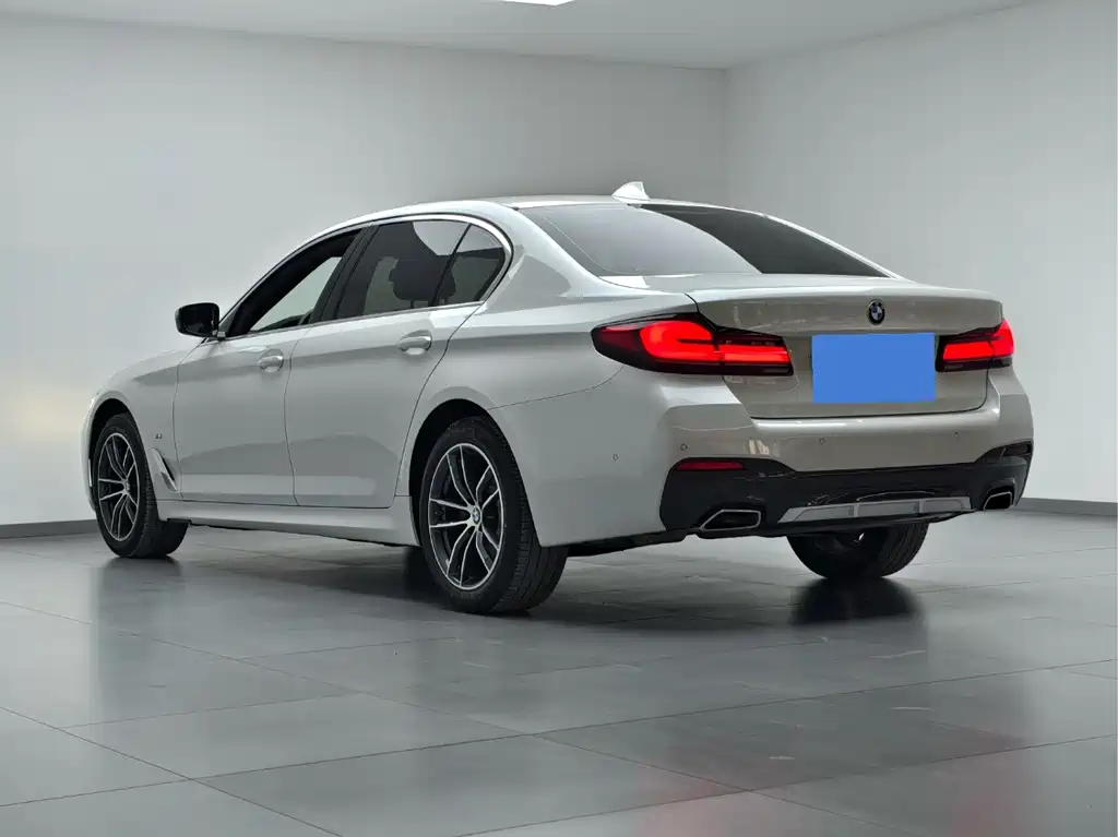 BMW 5 Series 5 2022 525Li M Sport