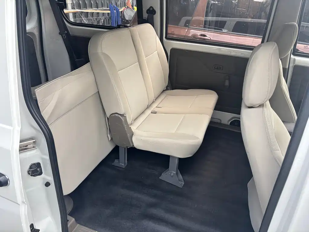 Wuling RongguangV V 2016 1.2L
