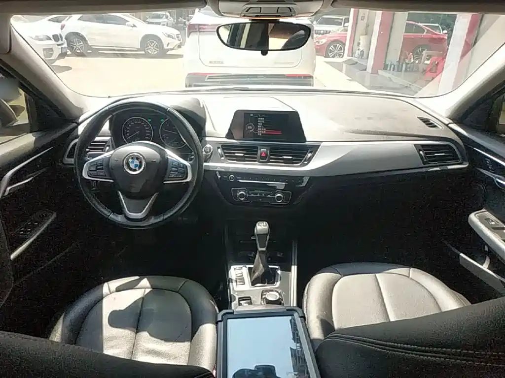BMW 1 Series — миниатюра 10