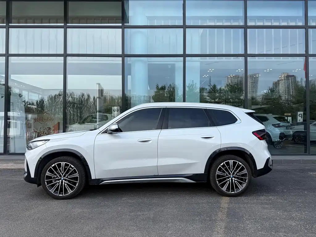 BMW X1 2024 xDrive25Li X
